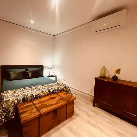 Le Felicite Spacieux Avec Parking Apartment Nimes